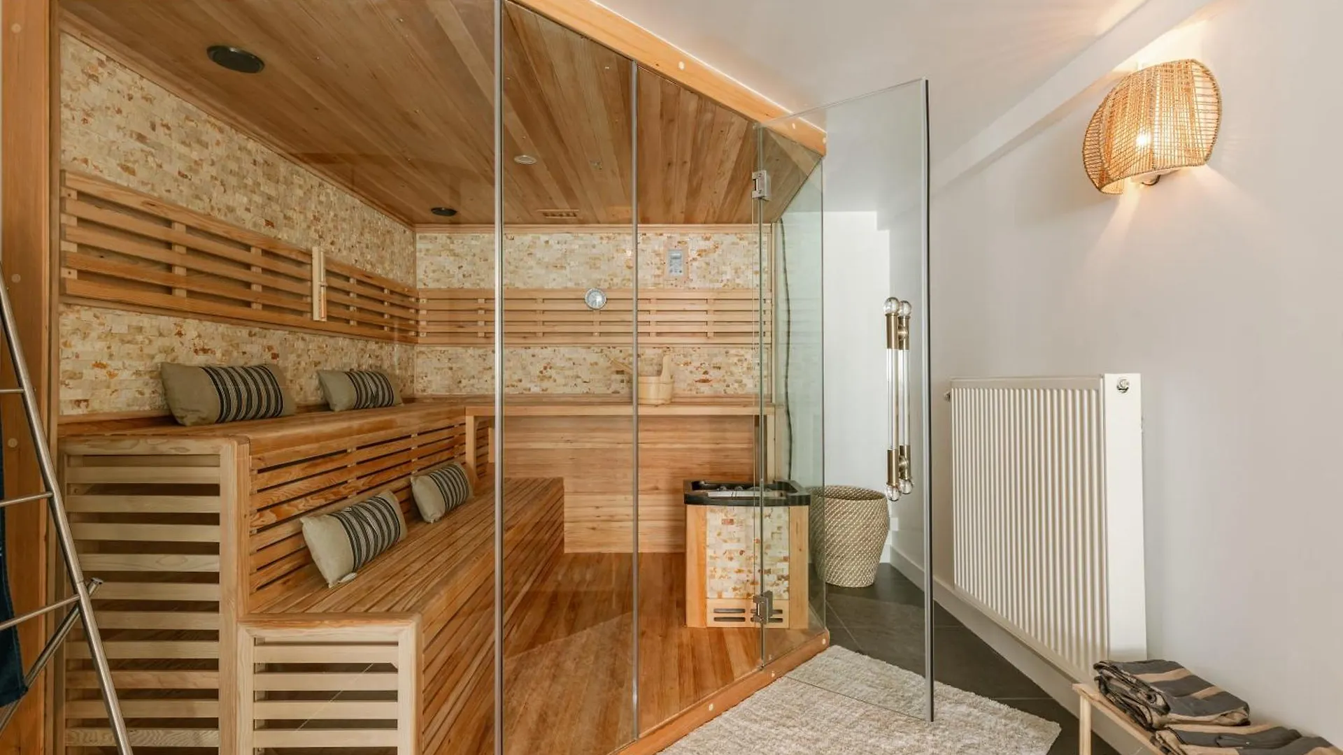 Huswell - Relaxing Holiday Home With Private Sauna 오스텐드